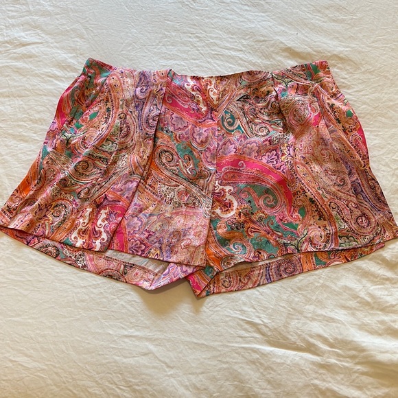Zara Colorful Paisley Silk shorts - Picture 1 of 5